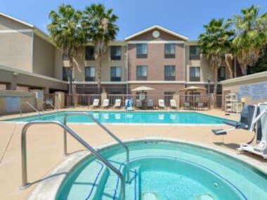 Homewood Suites by Hilton Fresno