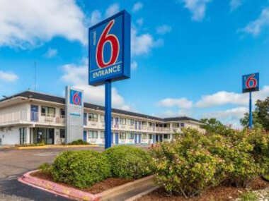Motel 6-Bellmead, TX – Waco