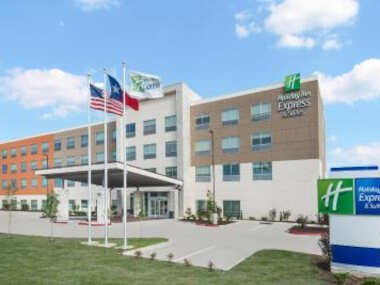 Holiday Inn Express & Suites Bryan – College Station, an IHG Hotel