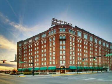 Drury Plaza Hotel Broadview Wichita