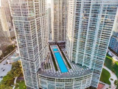 Majestic 2BD PH in W Brickell / Amenities & Views