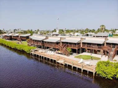 River Wilderness Waterfront Cabins