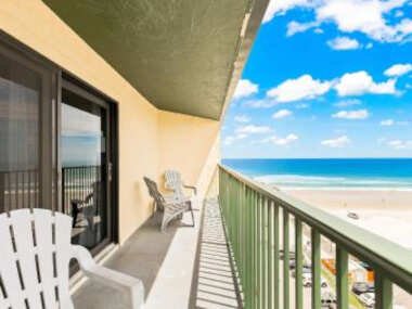 Ocean Views from Your Private Balcony! Sunglow Resort 907