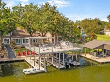 Waterfront House with Amazing Outdoor Oasis Boat Slip and Pet Friendly