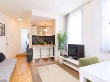 139-2E west village 1BR best value