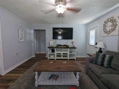 Cozy Unique 3 bedroom near Brazos River