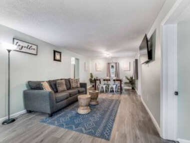 Reno’d – Pet Friendly Near Beach