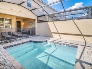 4BR Vacation Home with Private Pool near Disney