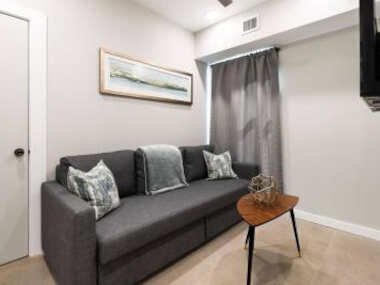 Elegant Miami Apartment East Little Havana / Free Parking