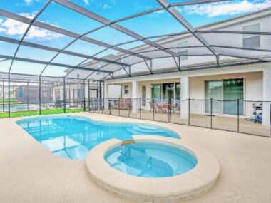 Near Disney 10BR Family Home – Pool Hot Tub BBQ