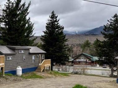 BMV6 Tiny Home village near Bretton Woods