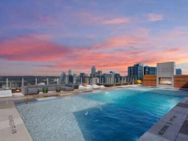 27 Floor Lux Condo w Lake view in Austin Downtown